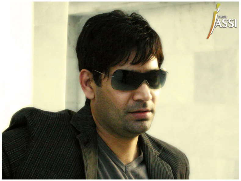 Jasbir Jassi — Latest Pictures · 35